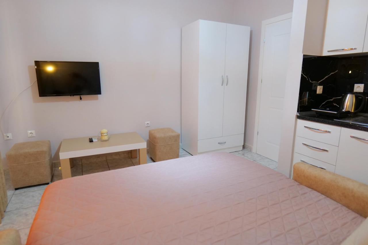 Kosta Apartments Саранде Екстериор снимка