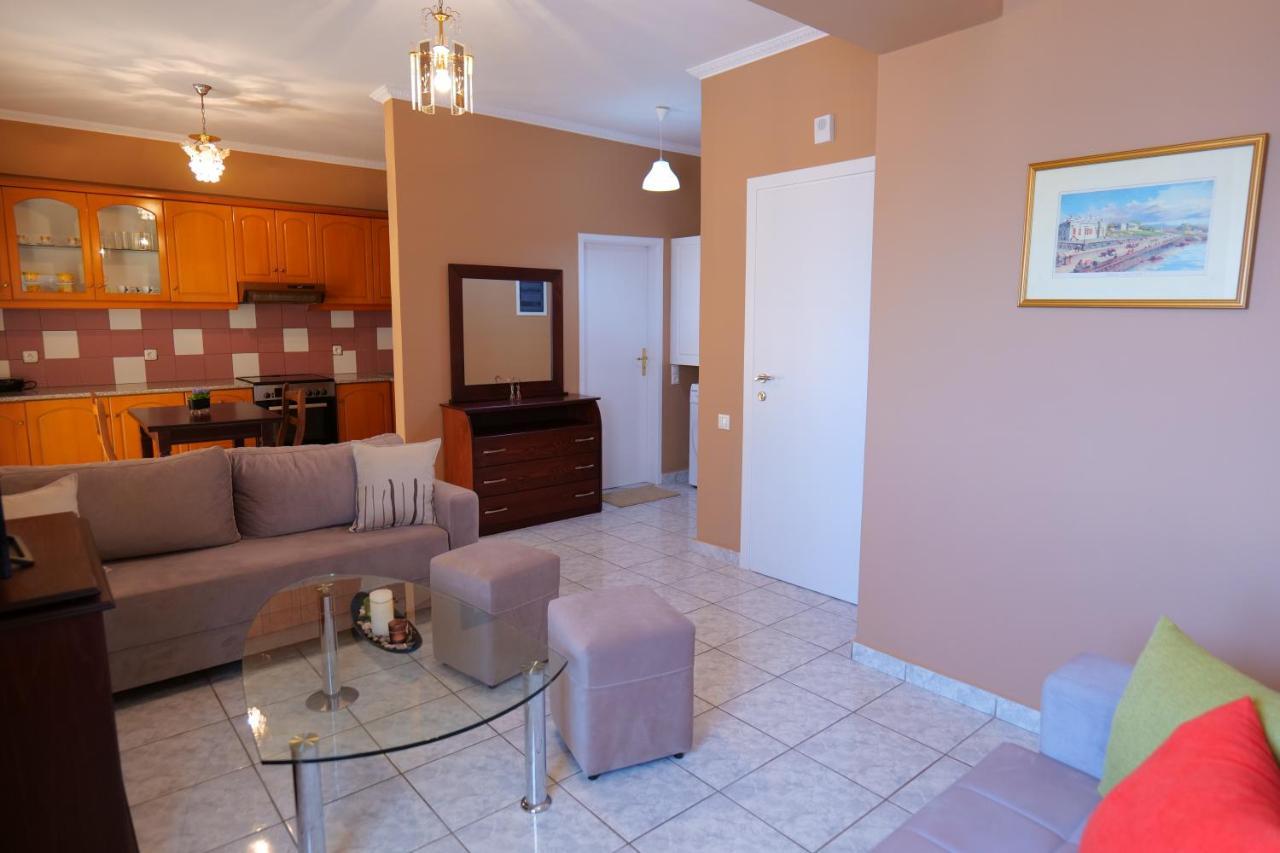 Kosta Apartments Саранде Екстериор снимка