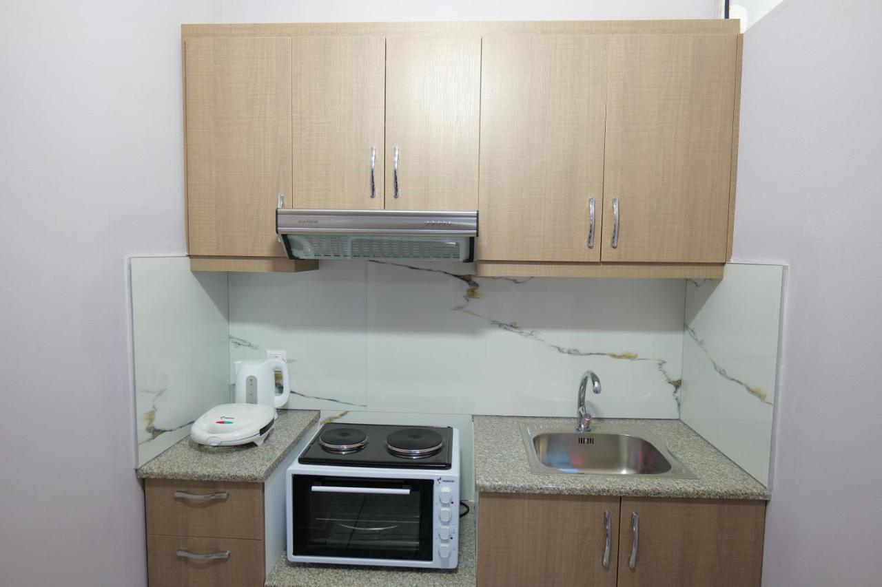 Kosta Apartments Саранде Екстериор снимка