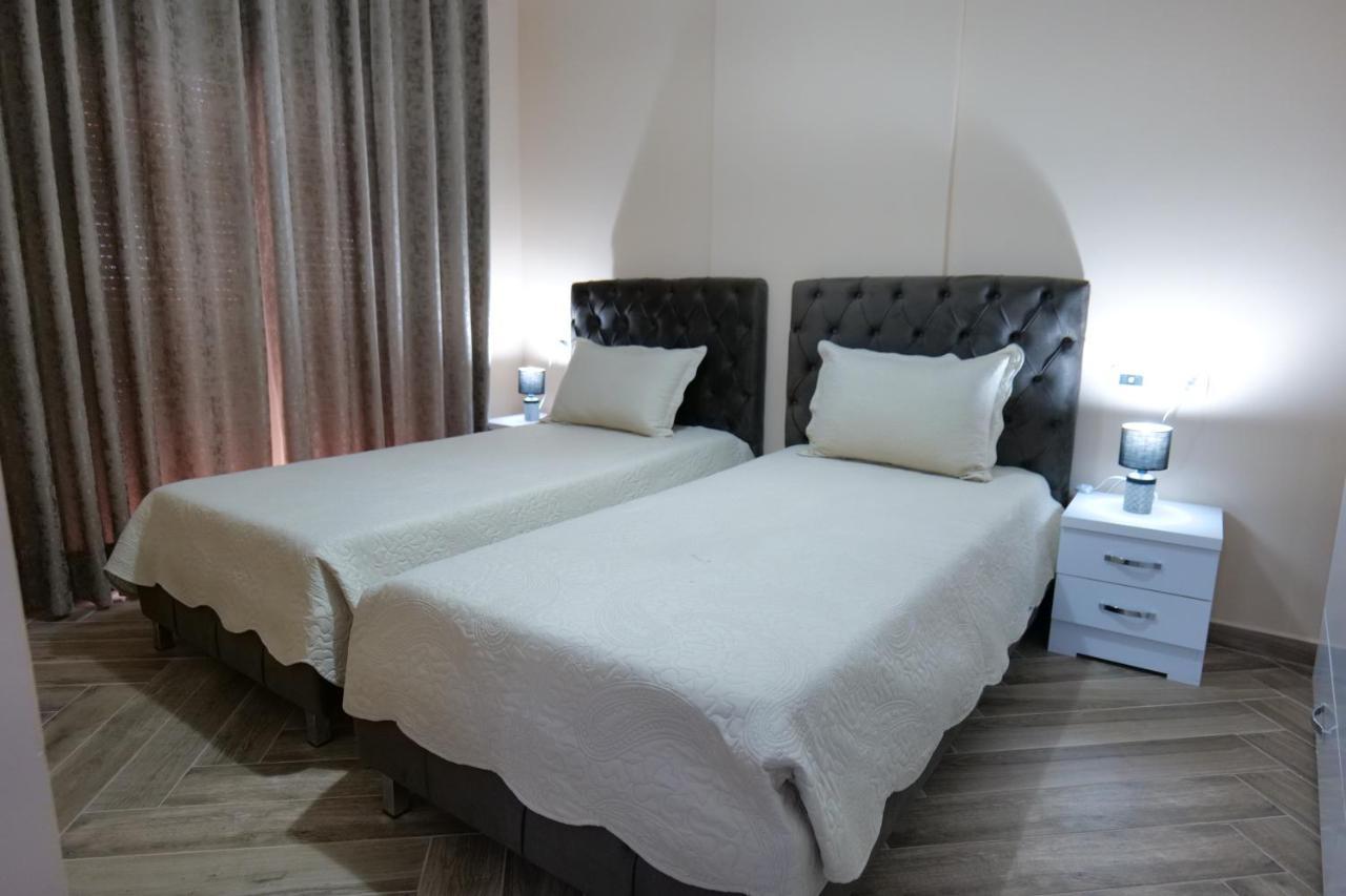 Kosta Apartments Саранде Екстериор снимка