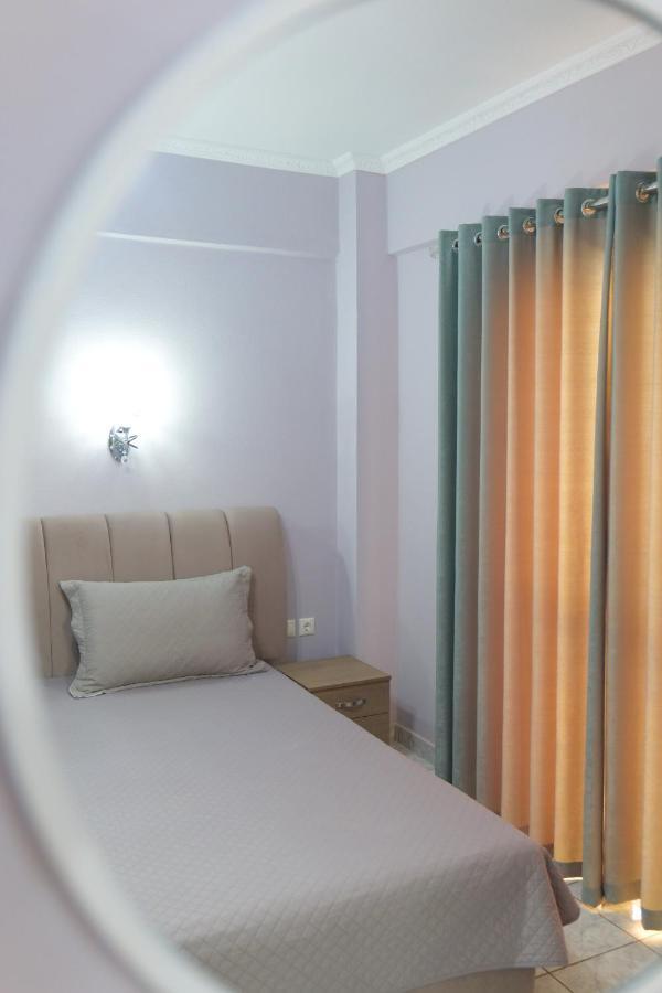 Kosta Apartments Саранде Екстериор снимка
