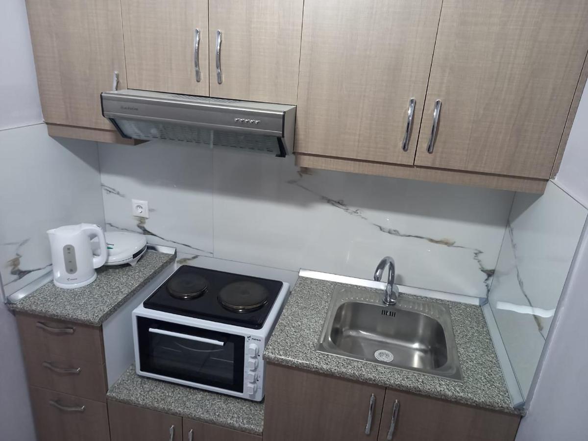 Kosta Apartments Саранде Екстериор снимка